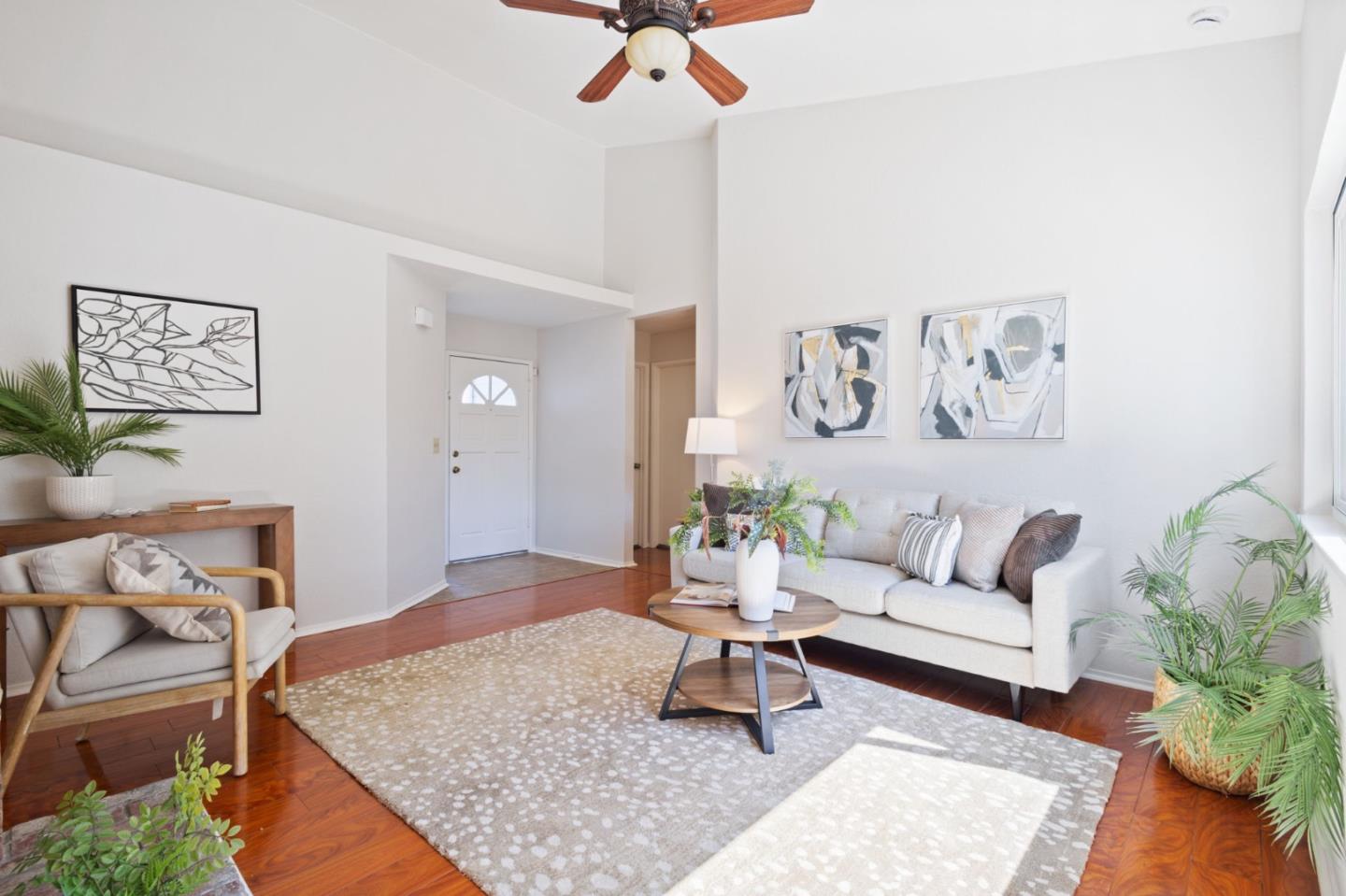 Detail Gallery Image 4 of 23 For 2113 Sunhaven Ct, Fairfield,  CA 94533 - 3 Beds | 2 Baths