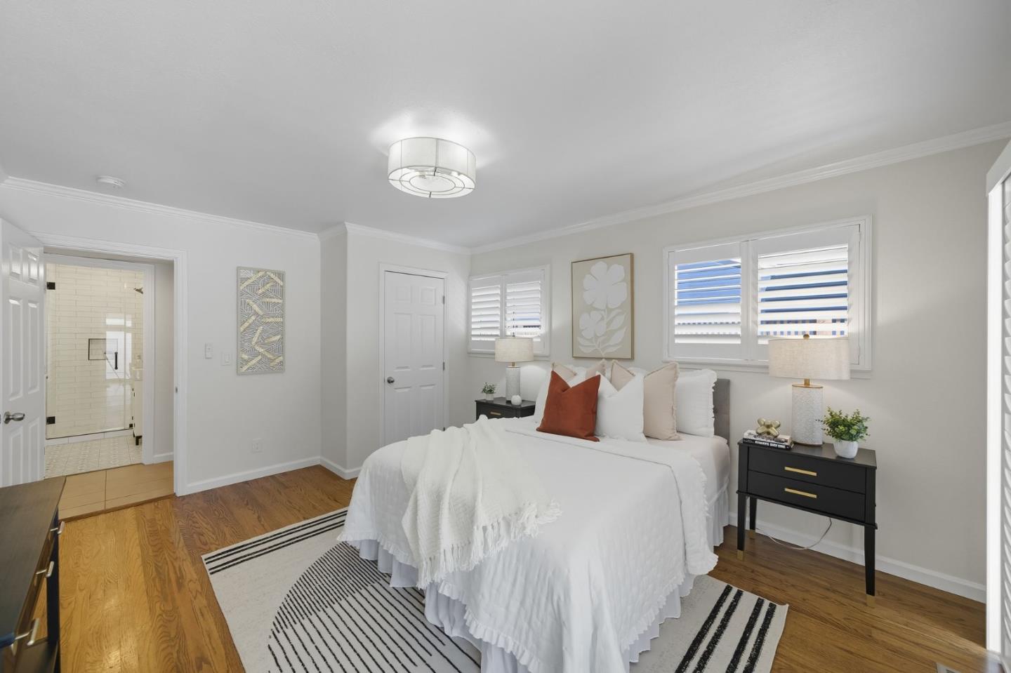 Detail Gallery Image 11 of 39 For 335 Park St, Redwood City,  CA 94061 - 4 Beds | 3 Baths