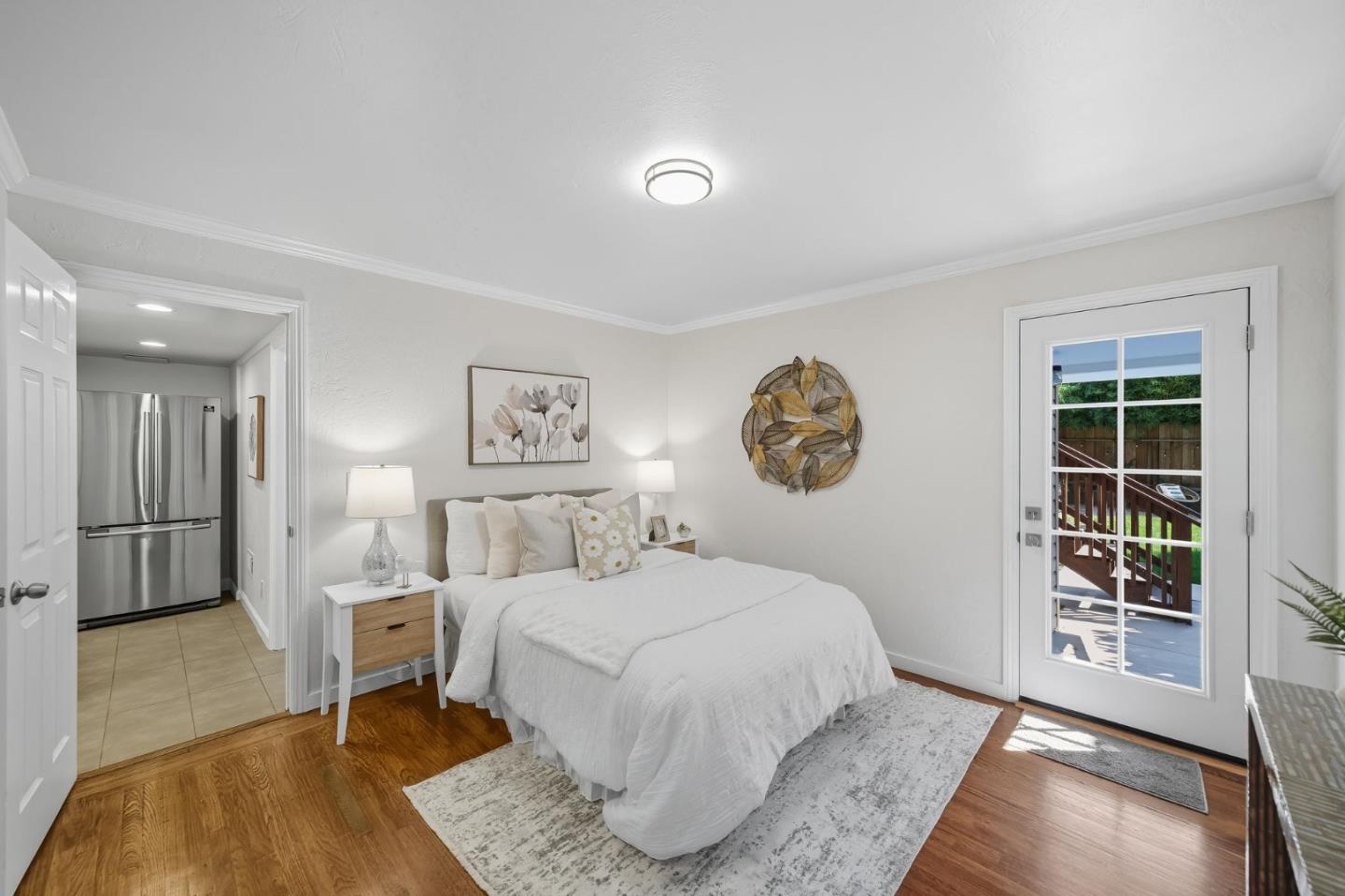Detail Gallery Image 14 of 39 For 335 Park St, Redwood City,  CA 94061 - 4 Beds | 3 Baths