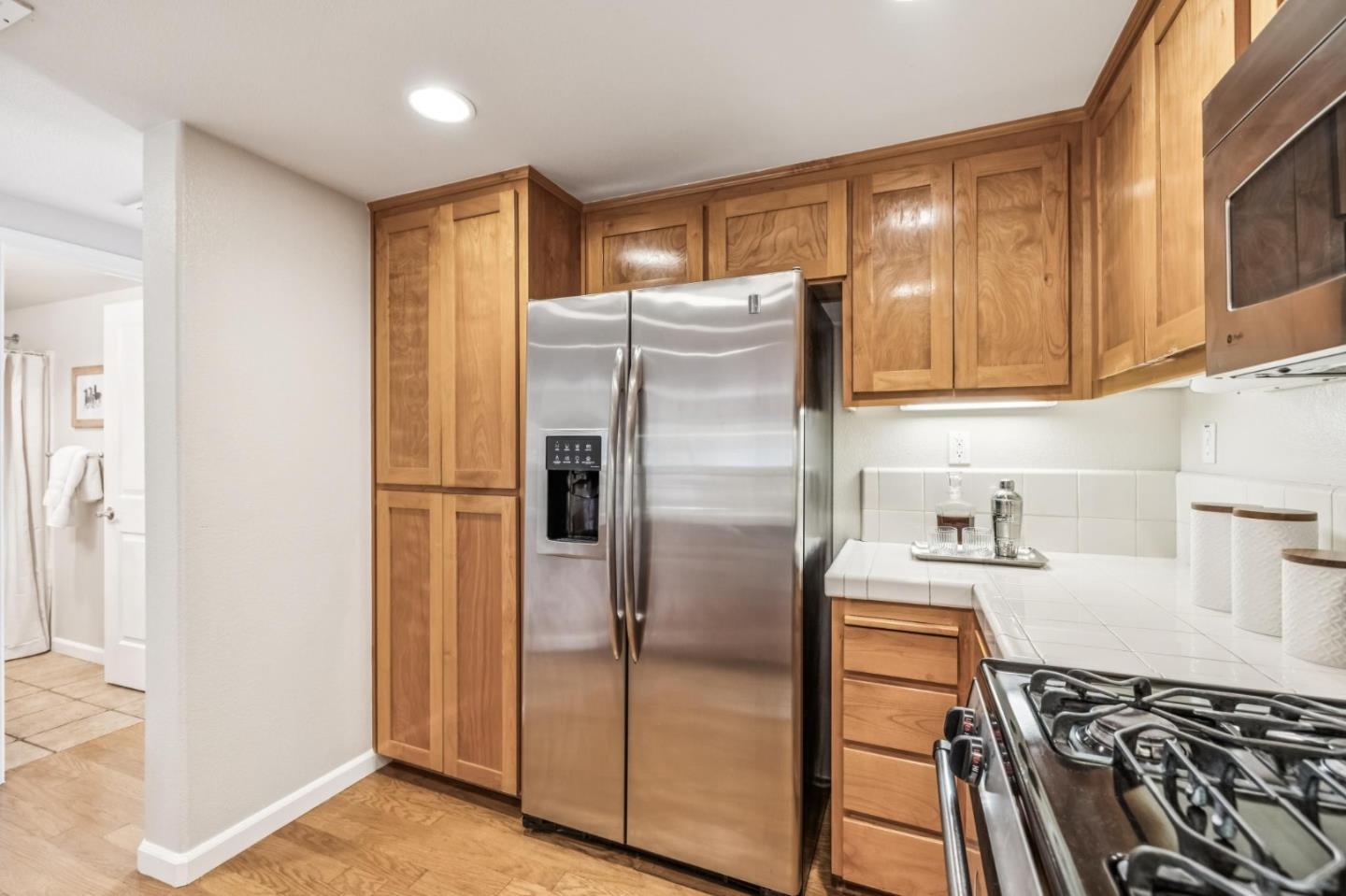 Detail Gallery Image 15 of 54 For 1405 Allegado Aly, San Jose,  CA 95128 - 3 Beds | 2 Baths