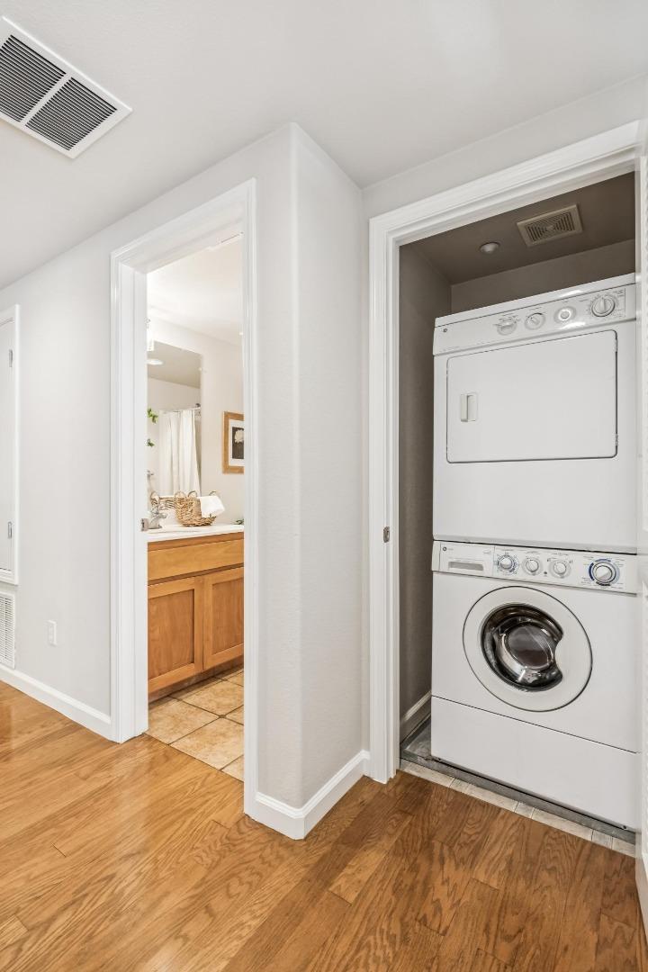 Detail Gallery Image 27 of 54 For 1405 Allegado Aly, San Jose,  CA 95128 - 3 Beds | 2 Baths