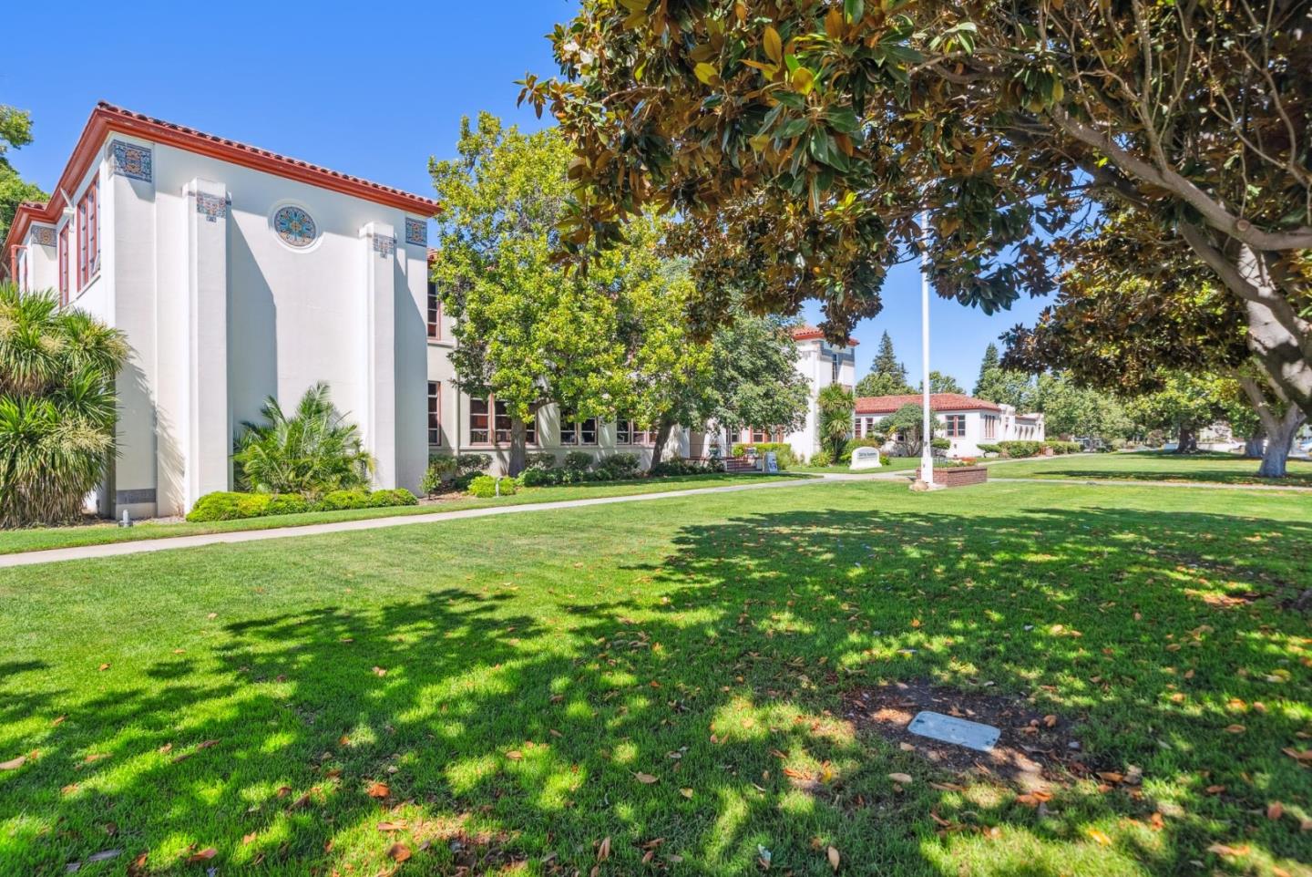 Detail Gallery Image 51 of 54 For 1405 Allegado Aly, San Jose,  CA 95128 - 3 Beds | 2 Baths