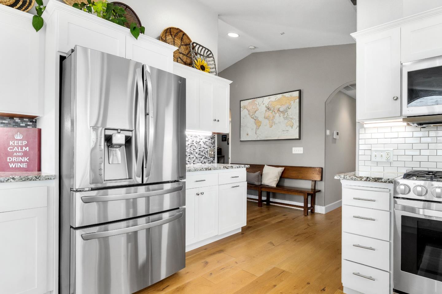 Detail Gallery Image 27 of 82 For 18530 Berta Ridge Pl, Salinas,  CA 93907 - 4 Beds | 3 Baths