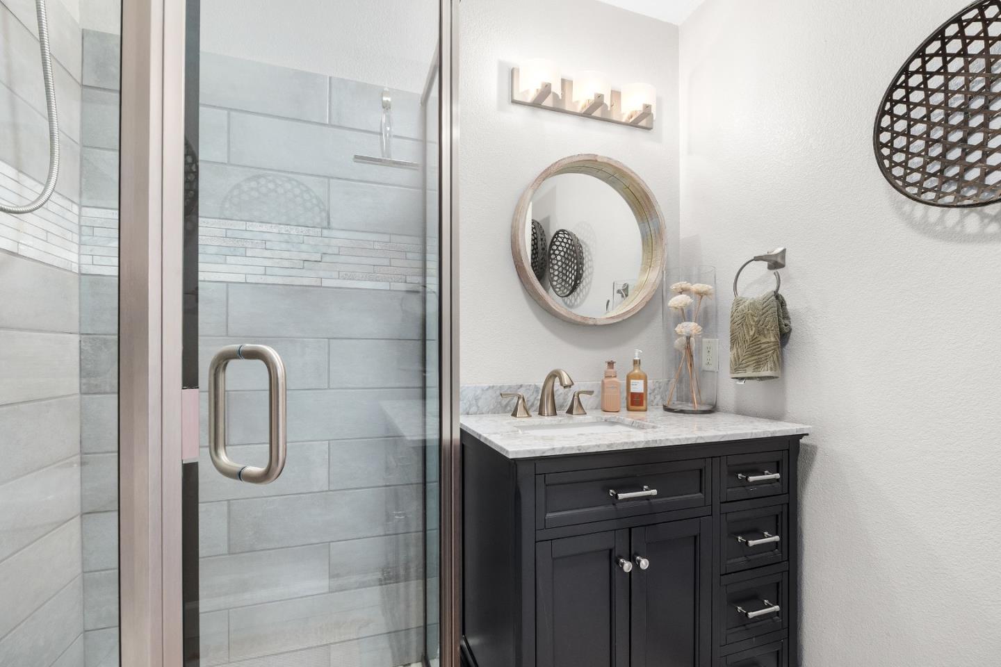 Detail Gallery Image 31 of 82 For 18530 Berta Ridge Pl, Salinas,  CA 93907 - 4 Beds | 3 Baths