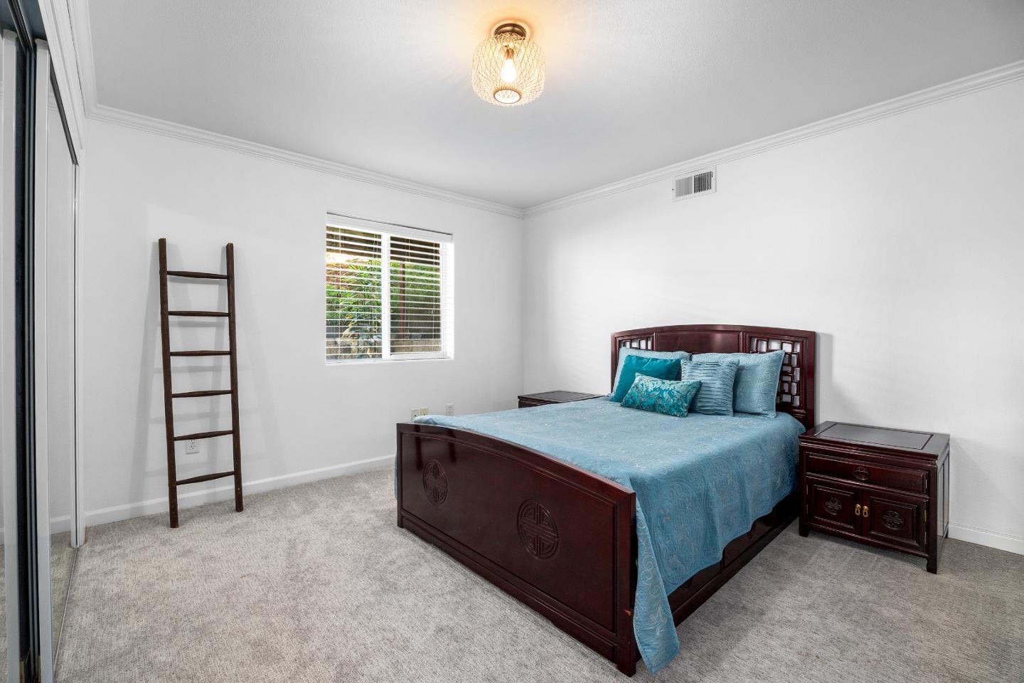 Detail Gallery Image 36 of 82 For 18530 Berta Ridge Pl, Salinas,  CA 93907 - 4 Beds | 3 Baths