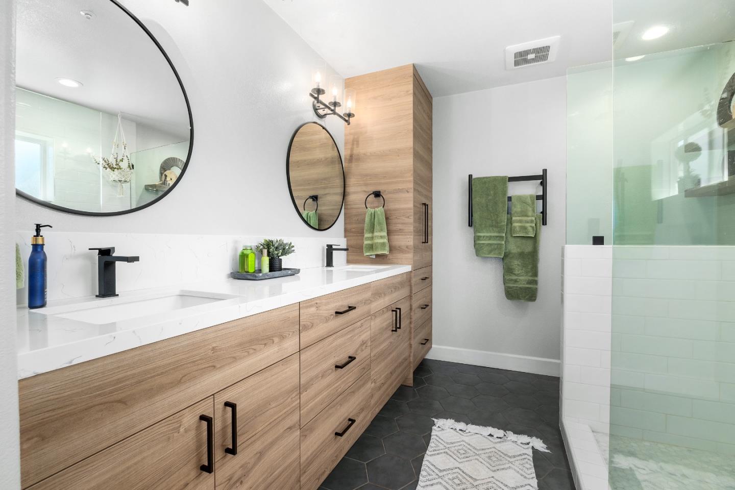 Detail Gallery Image 49 of 82 For 18530 Berta Ridge Pl, Salinas,  CA 93907 - 4 Beds | 3 Baths