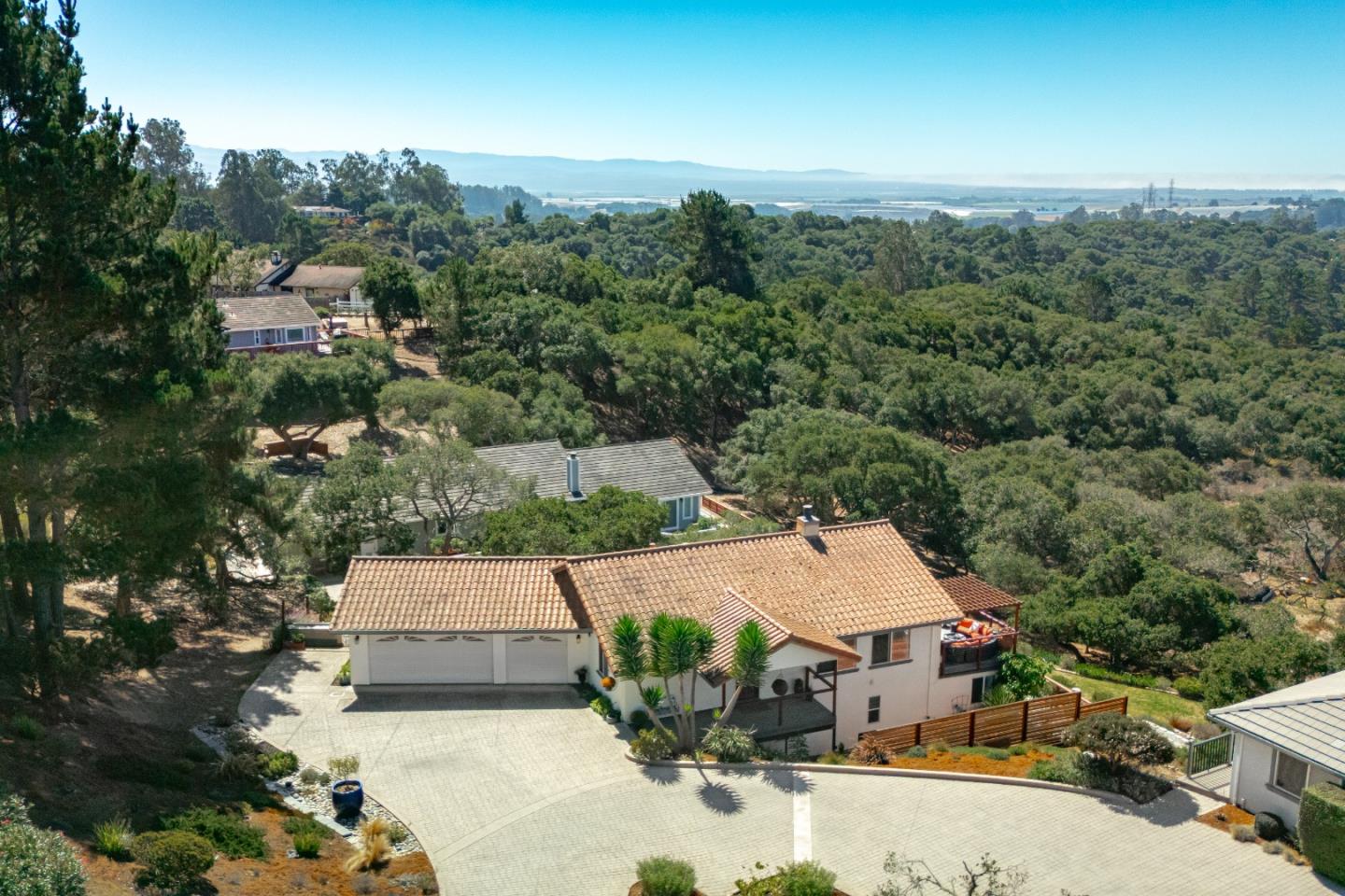 Detail Gallery Image 76 of 82 For 18530 Berta Ridge Pl, Salinas,  CA 93907 - 4 Beds | 3 Baths