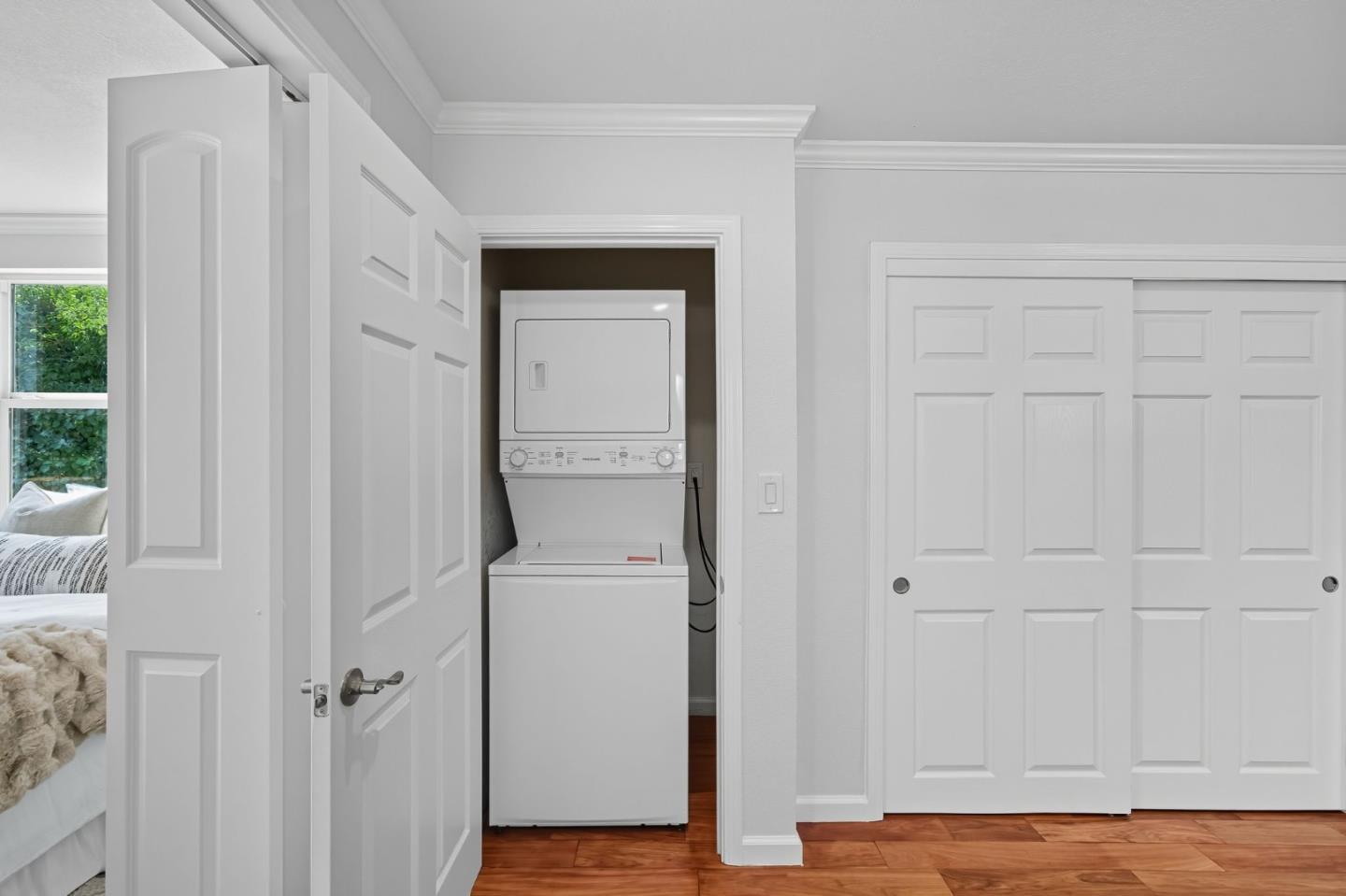 Detail Gallery Image 24 of 38 For 335 Park St, Redwood City,  CA 94061 - – Beds | – Baths