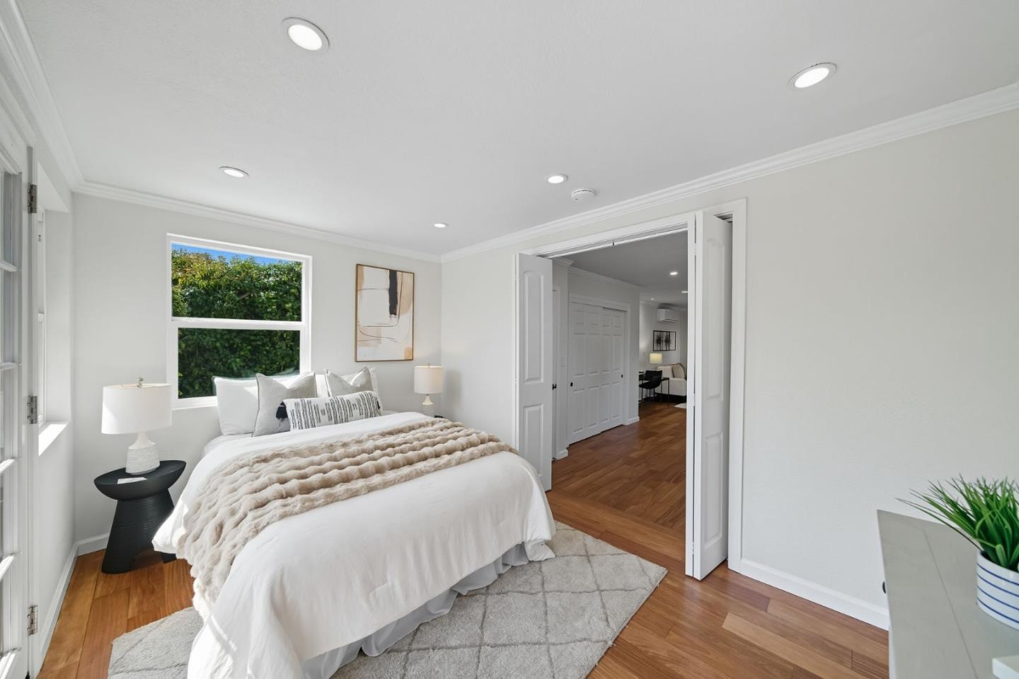 Detail Gallery Image 25 of 38 For 335 Park St, Redwood City,  CA 94061 - – Beds | – Baths