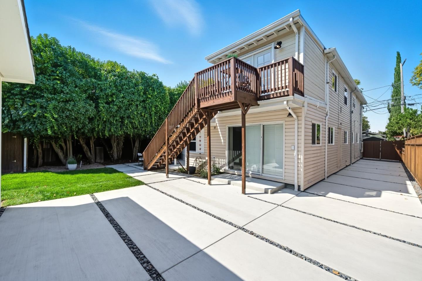 Detail Gallery Image 37 of 38 For 335 Park St, Redwood City,  CA 94061 - – Beds | – Baths