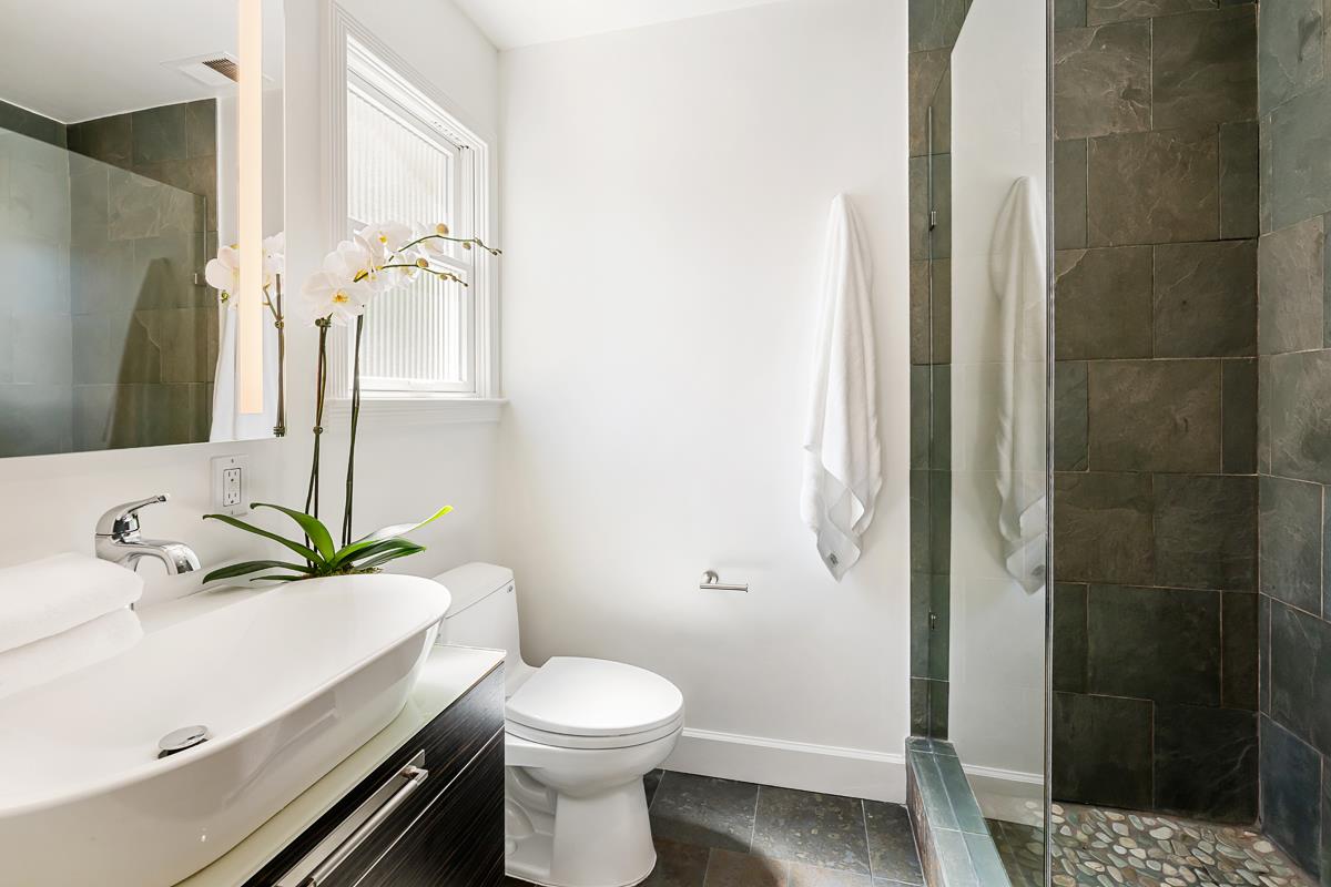 Detail Gallery Image 10 of 20 For 226 N Kingston St, San Mateo,  CA 94401 - 3 Beds | 2 Baths