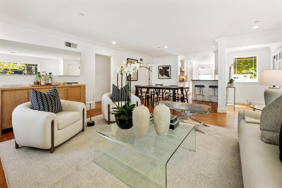 Detail Gallery Image 4 of 20 For 226 N Kingston St, San Mateo,  CA 94401 - 3 Beds | 2 Baths