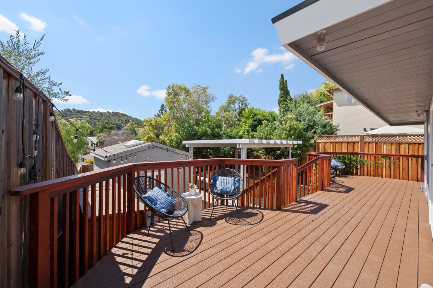 Detail Gallery Image 26 of 28 For 160 Rogers Avenue, San Carlos,  CA 94070 - 3 Beds | 2 Baths