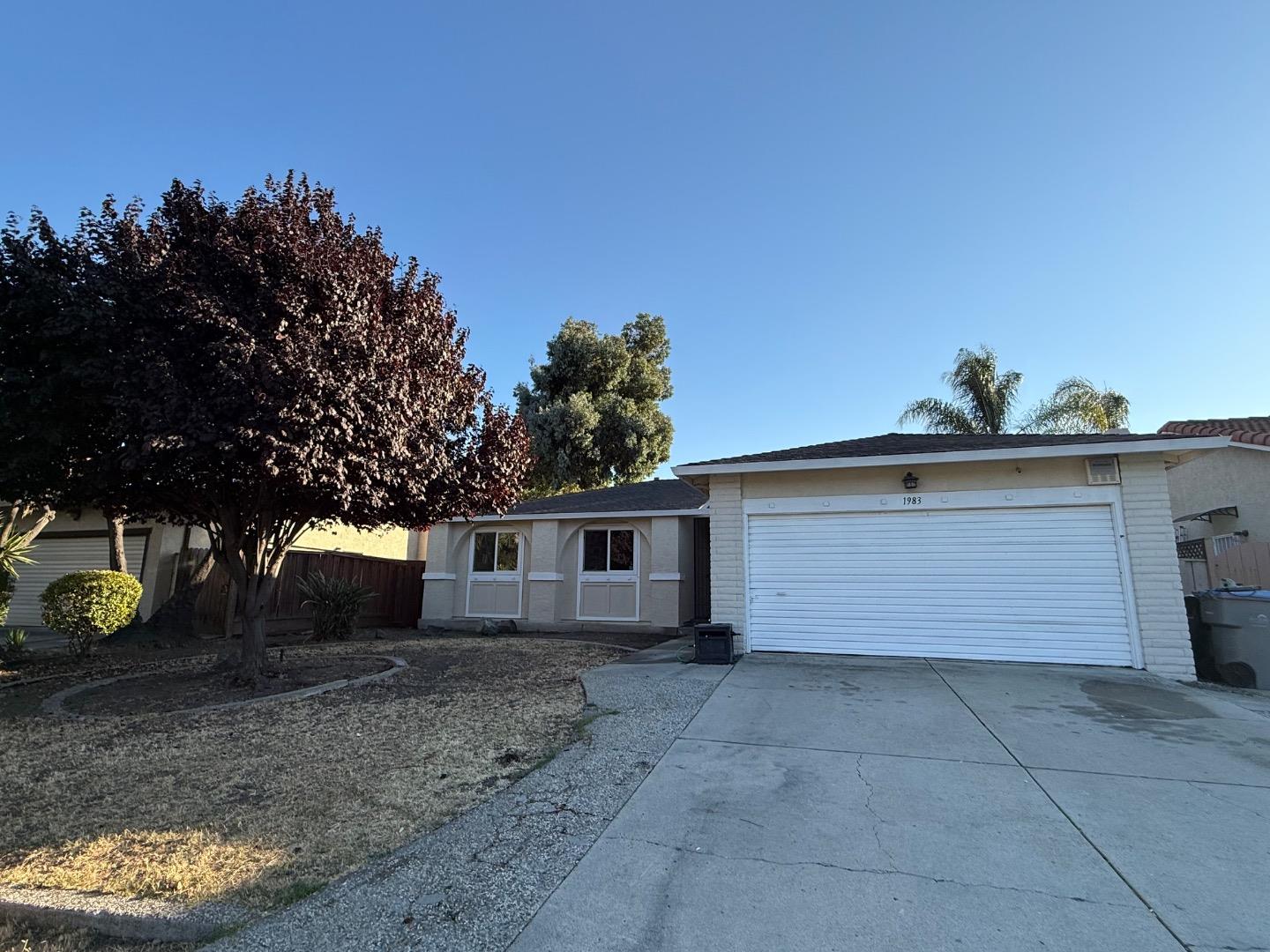 Detail Gallery Image 1 of 1 For 1983 Flint Ave, San Jose,  CA 95148 - 3 Beds | 2 Baths