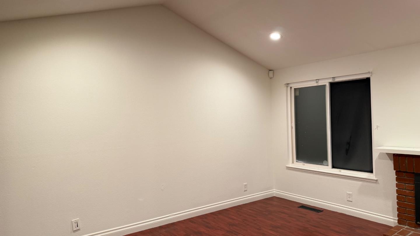 Detail Gallery Image 21 of 21 For 1983 Flint Ave, San Jose,  CA 95148 - 3 Beds | 2 Baths