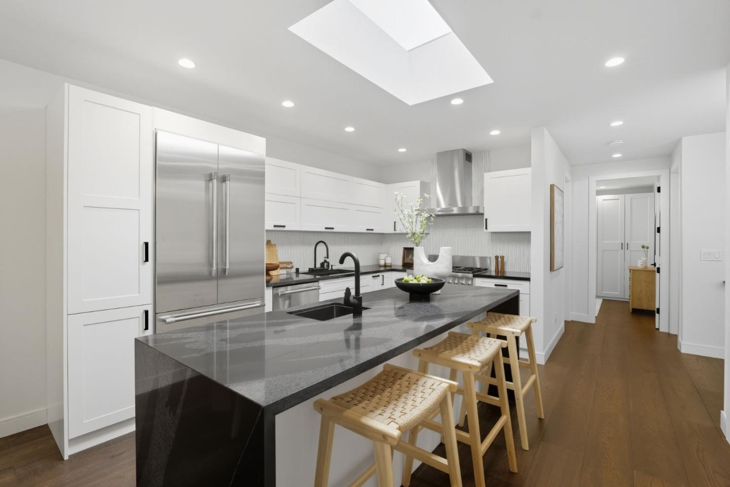 Detail Gallery Image 11 of 86 For 651 41st Ave, San Francisco,  CA 94121 - 5 Beds | 4 Baths