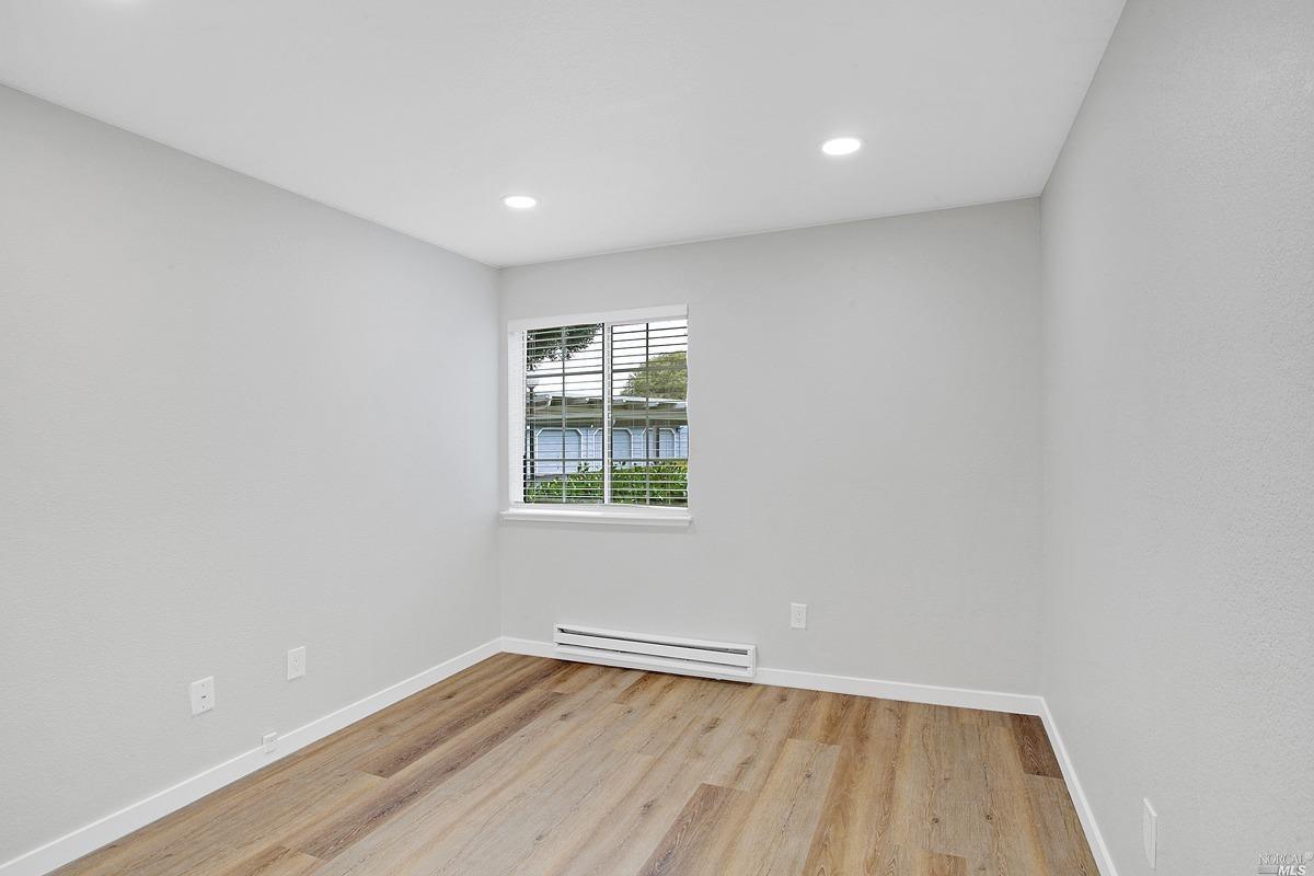 Detail Gallery Image 11 of 22 For 287 Lighthouse Dr, Vallejo,  CA 94590 - 3 Beds | 2 Baths
