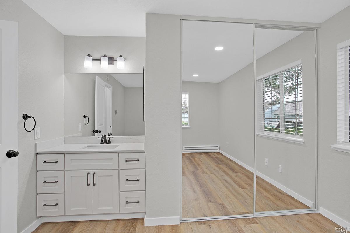 Detail Gallery Image 13 of 22 For 287 Lighthouse Dr, Vallejo,  CA 94590 - 3 Beds | 2 Baths
