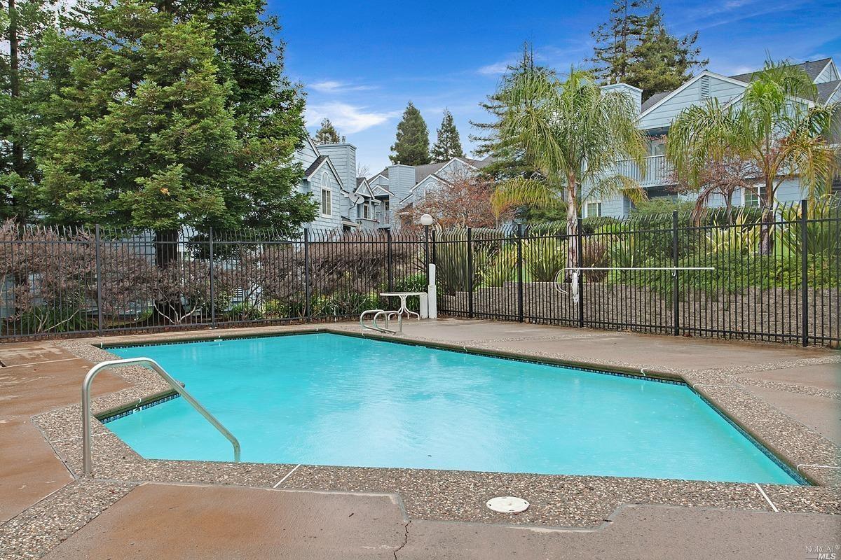 Detail Gallery Image 20 of 22 For 287 Lighthouse Dr, Vallejo,  CA 94590 - 3 Beds | 2 Baths