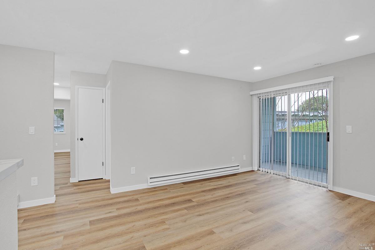 Detail Gallery Image 9 of 22 For 287 Lighthouse Dr, Vallejo,  CA 94590 - 3 Beds | 2 Baths