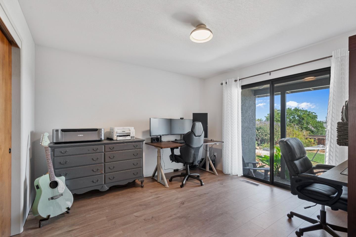 Detail Gallery Image 35 of 73 For 215 Rays Cir, Hollister,  CA 95023 - 4 Beds | 2/1 Baths