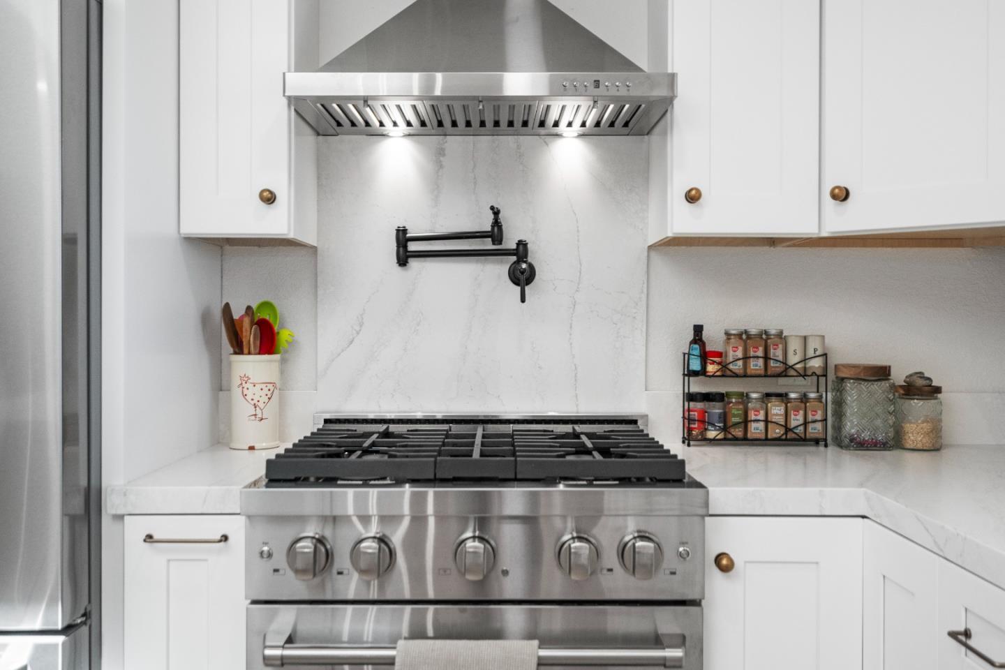 Detail Gallery Image 63 of 73 For 215 Rays Cir, Hollister,  CA 95023 - 4 Beds | 2/1 Baths