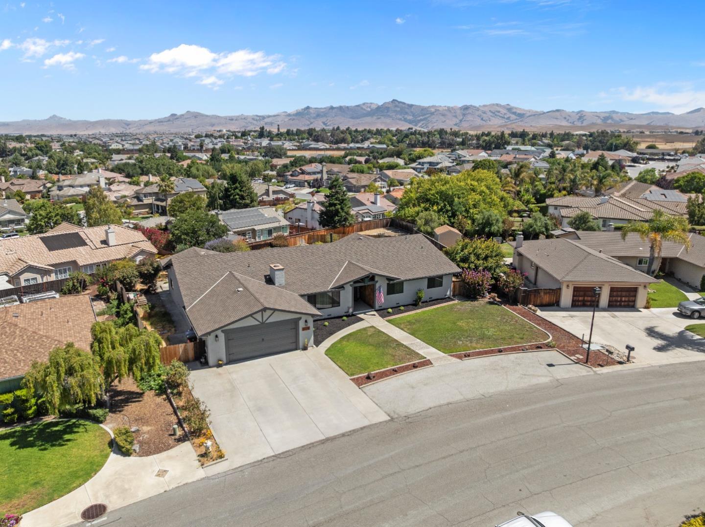Detail Gallery Image 67 of 73 For 215 Rays Cir, Hollister,  CA 95023 - 4 Beds | 2/1 Baths
