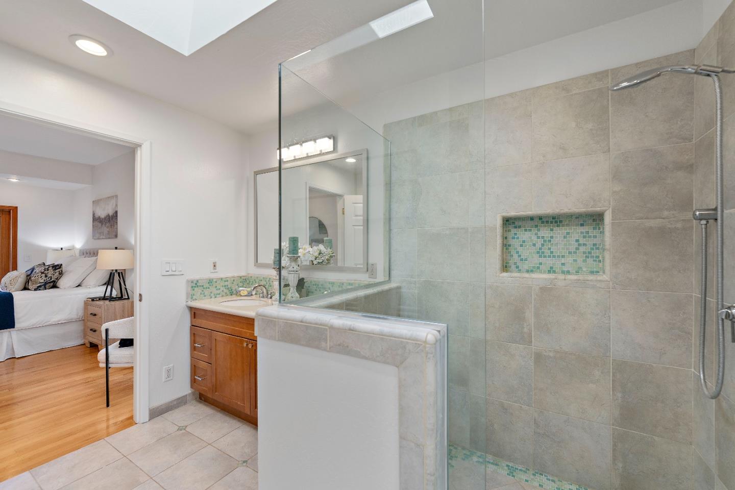 Detail Gallery Image 34 of 48 For 5485 Sharon Ln, San Jose,  CA 95124 - 4 Beds | 3 Baths
