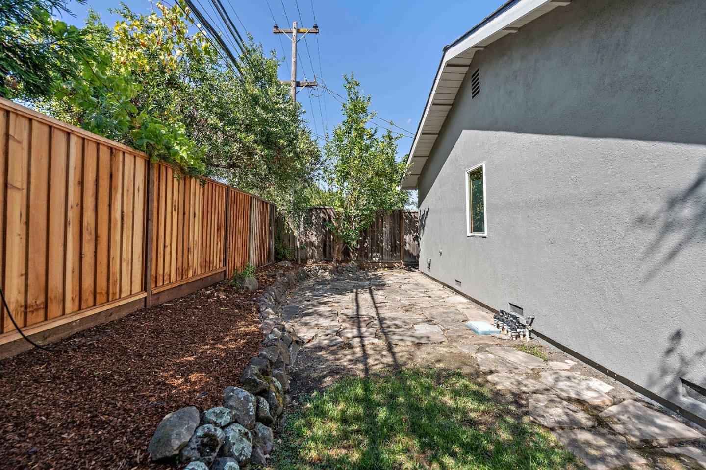 Detail Gallery Image 39 of 48 For 5485 Sharon Ln, San Jose,  CA 95124 - 4 Beds | 3 Baths
