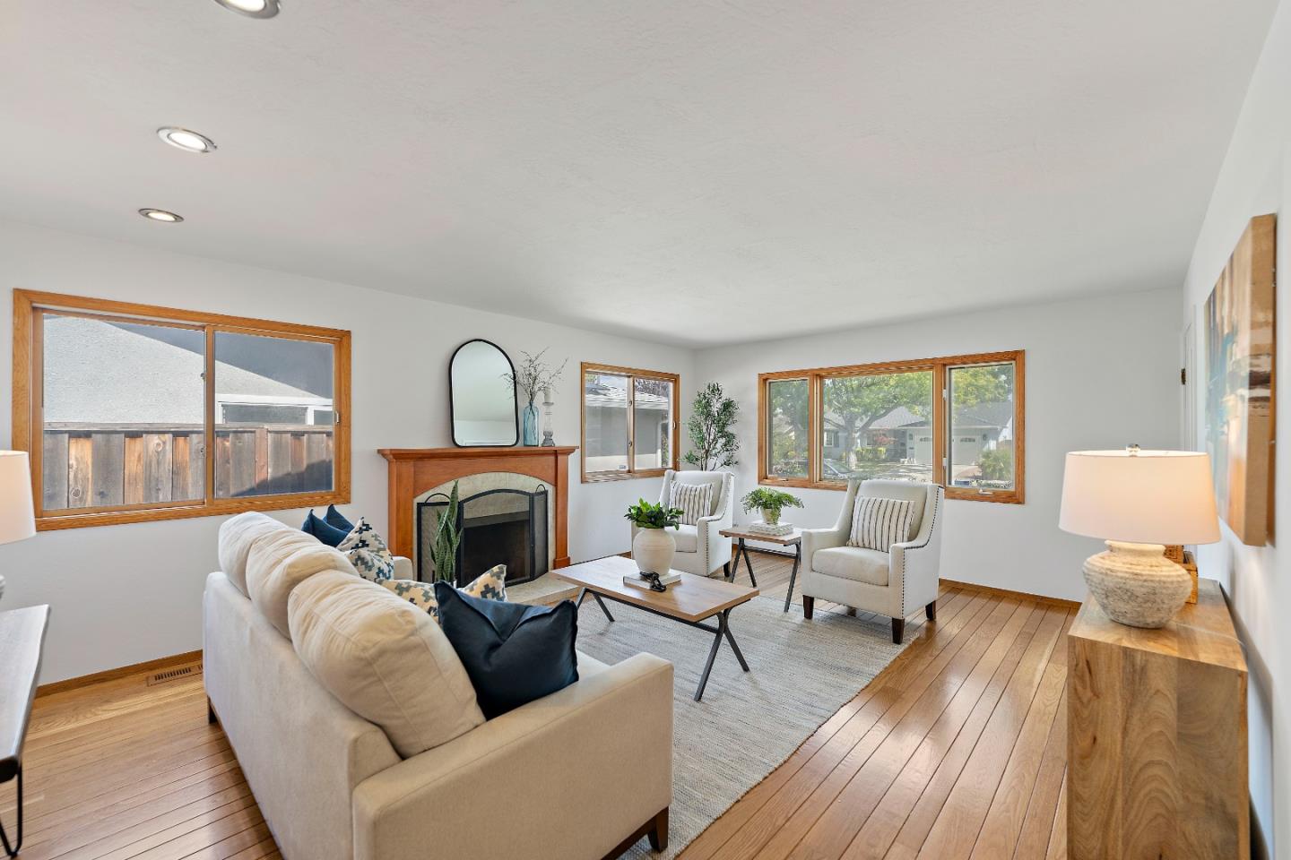 Detail Gallery Image 7 of 48 For 5485 Sharon Ln, San Jose,  CA 95124 - 4 Beds | 3 Baths