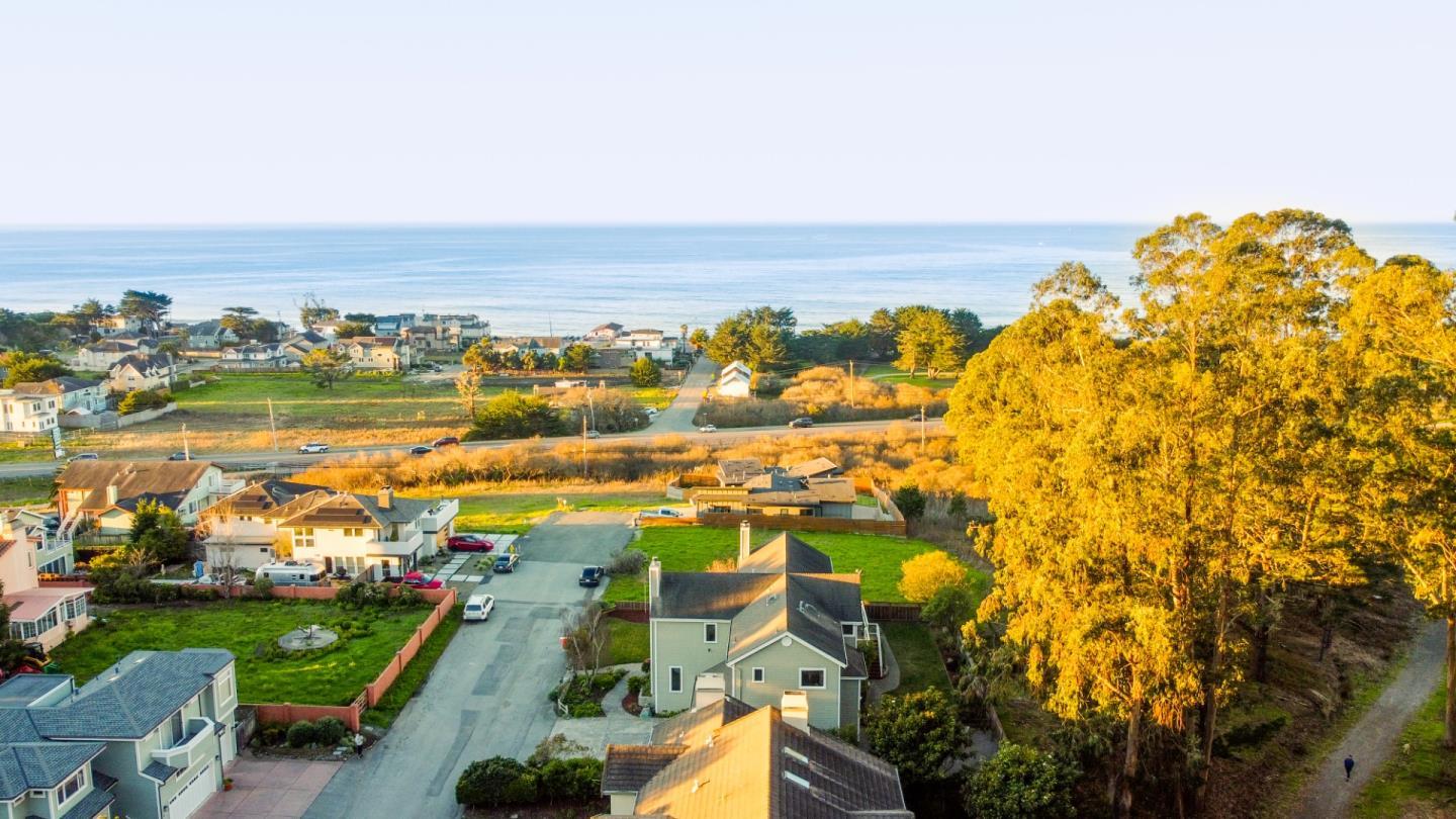 Detail Gallery Image 44 of 44 For 321 Magellan Ave, Half Moon Bay,  CA 94019 - 4 Beds | 3/1 Baths
