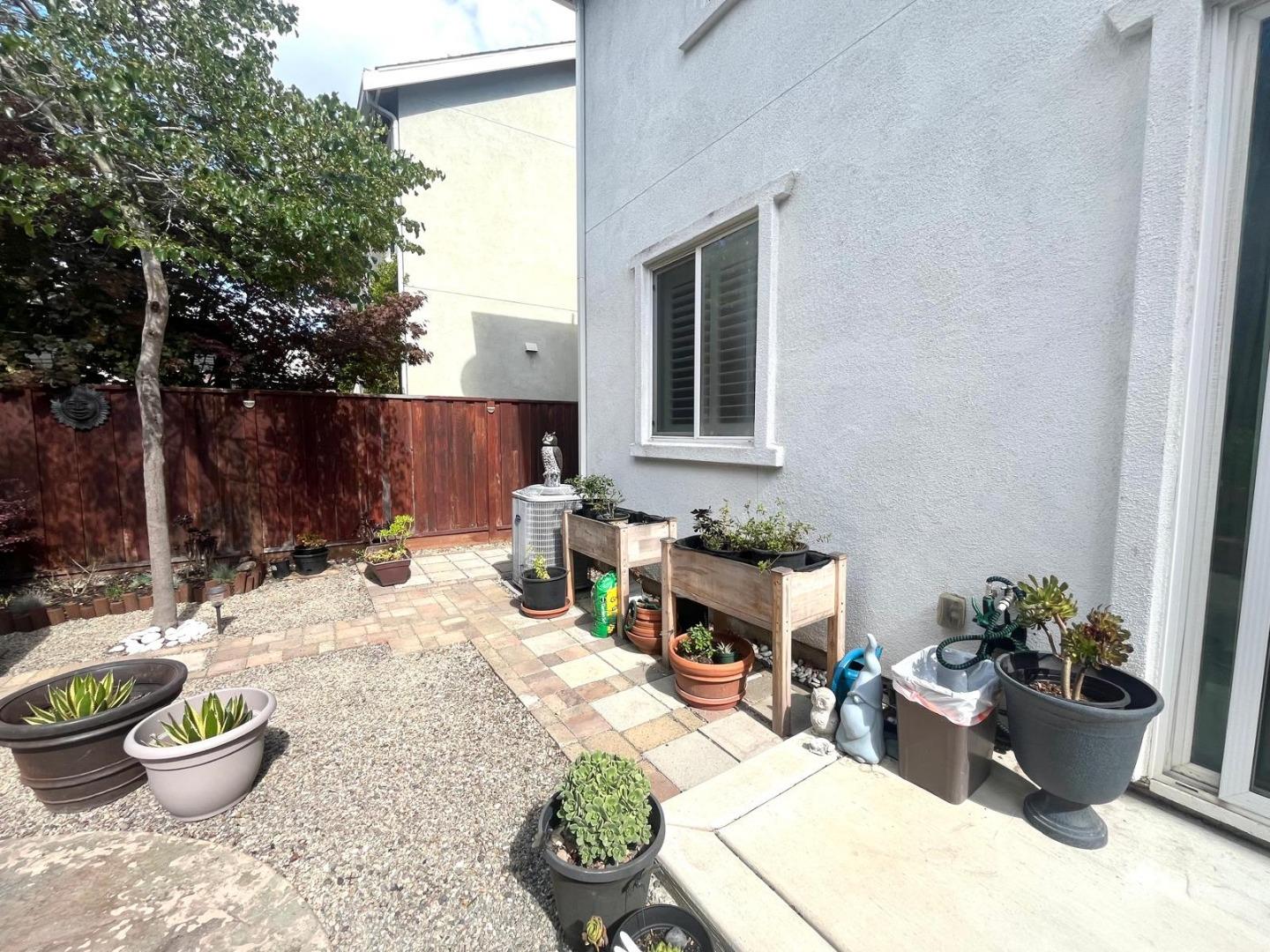 Detail Gallery Image 35 of 39 For 209 Fieldcrest Ln, Santa Cruz,  CA 95060 - 3 Beds | 2/1 Baths