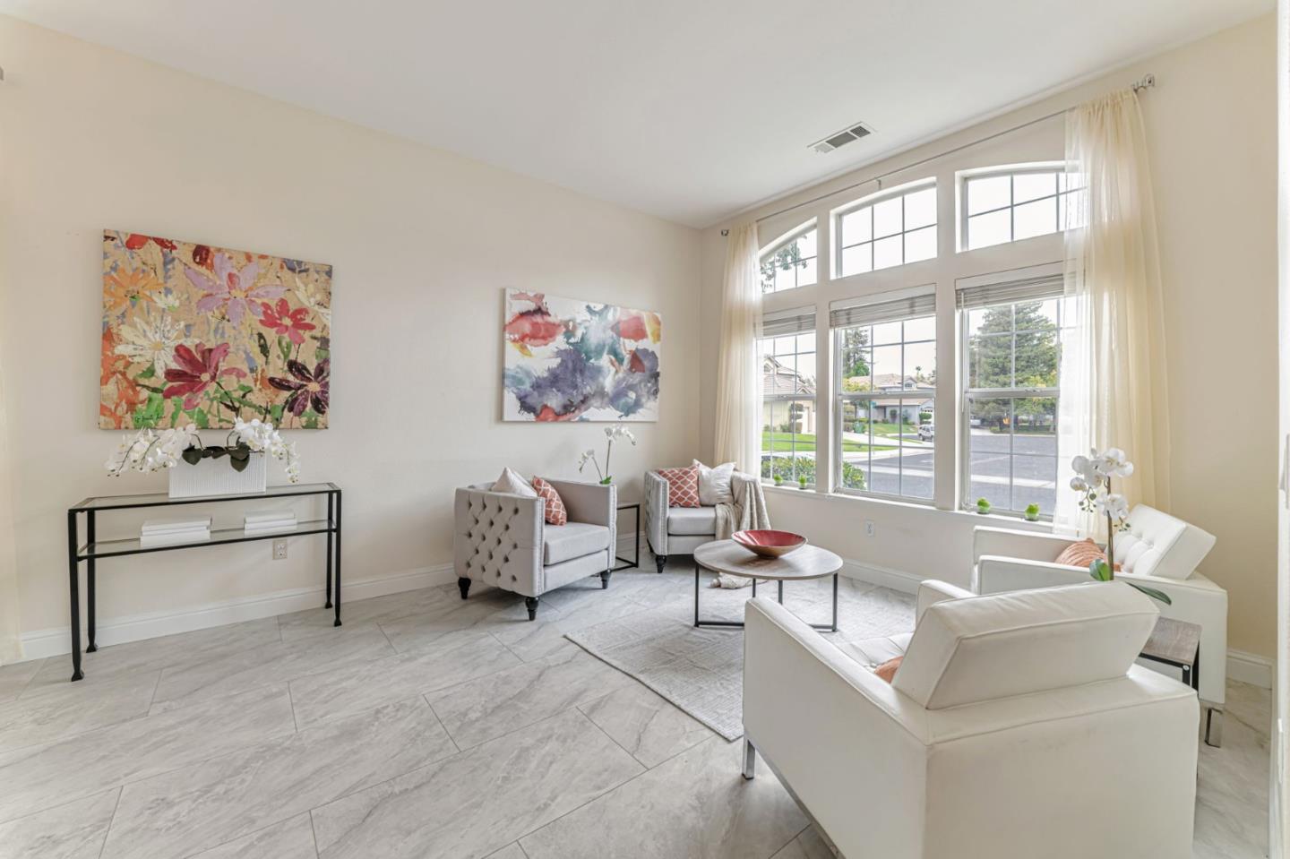 Detail Gallery Image 5 of 7 For 1523 Egret Dr, Tracy,  CA 95376 - 4 Beds | 2 Baths