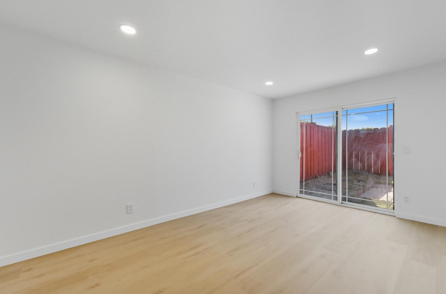 Detail Gallery Image 9 of 18 For 1231 Turtlerock Dr, San Jose,  CA 95122 - 3 Beds | 1/1 Baths