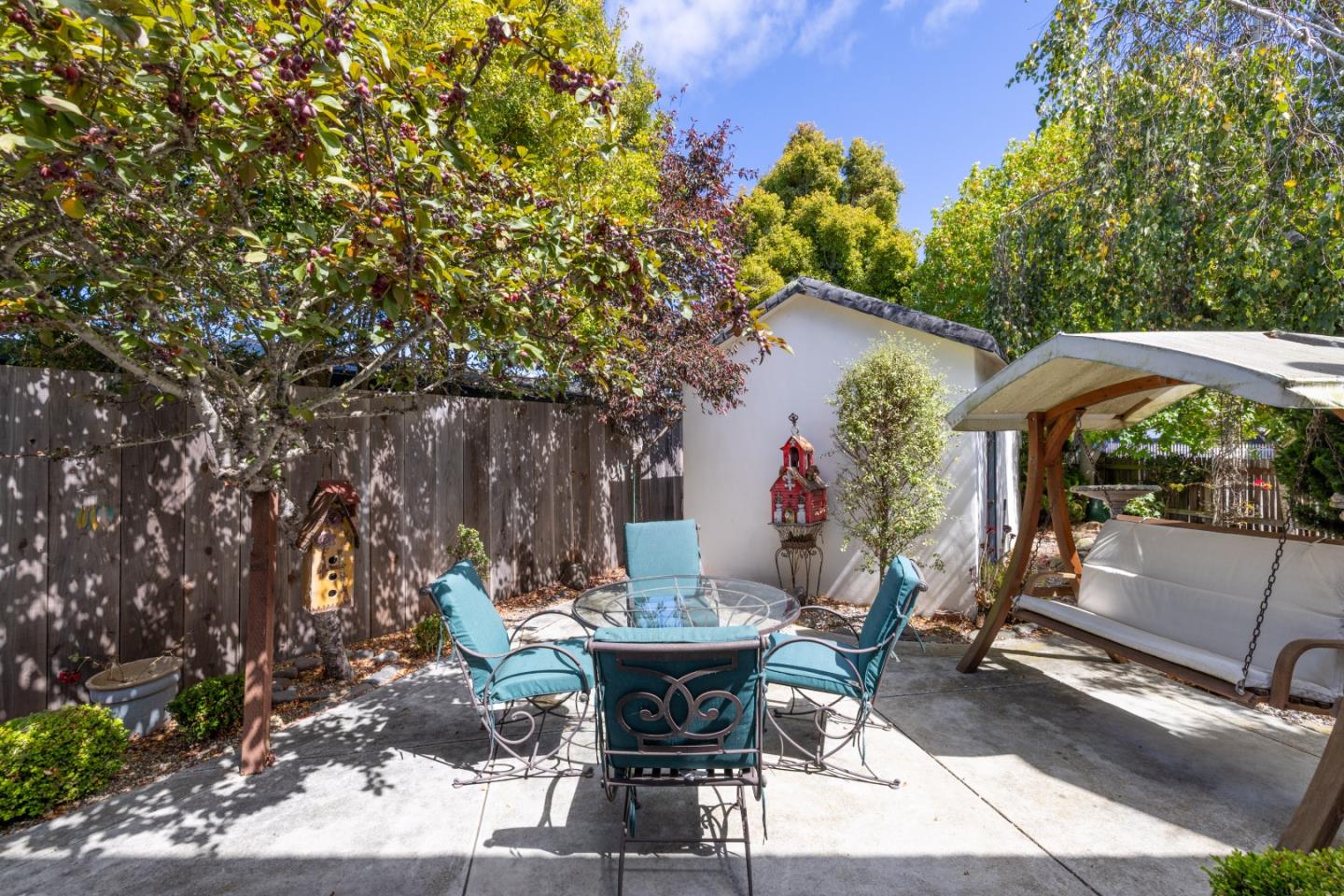 Detail Gallery Image 28 of 34 For 638 Eardley Ave, Pacific Grove,  CA 93950 - 3 Beds | 1 Baths