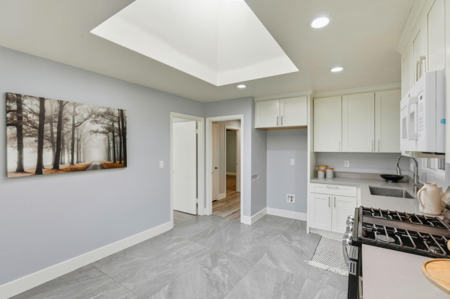 Detail Gallery Image 13 of 70 For 790 Shore Rd, Hollister,  CA 95023 - 3 Beds | 2 Baths