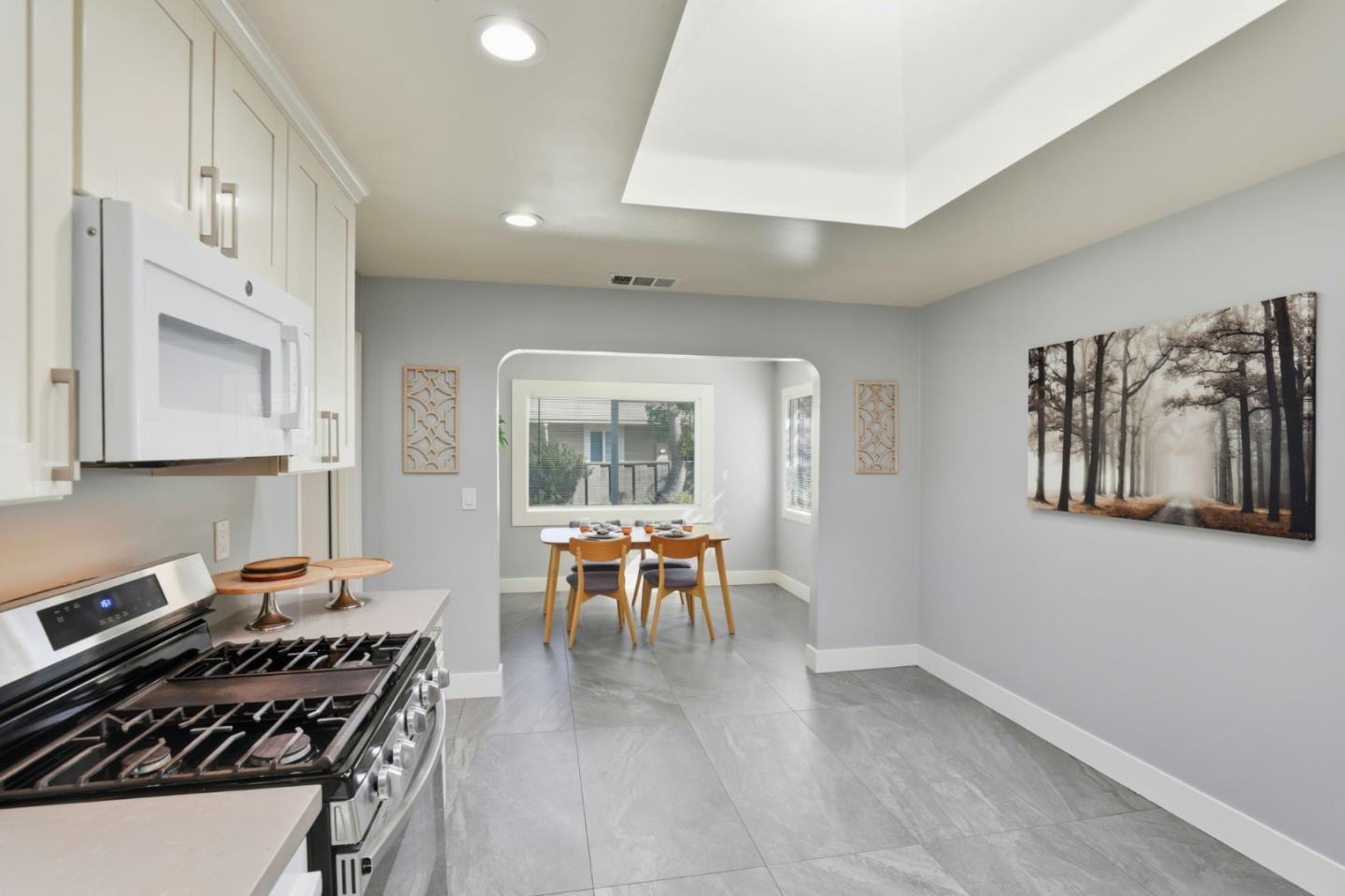 Detail Gallery Image 16 of 70 For 790 Shore Rd, Hollister,  CA 95023 - 3 Beds | 2 Baths