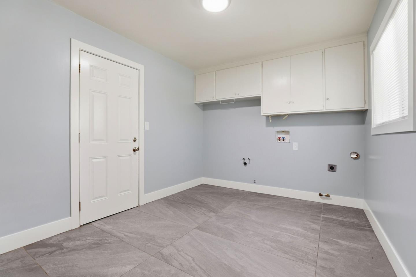 Detail Gallery Image 28 of 70 For 790 Shore Rd, Hollister,  CA 95023 - 3 Beds | 2 Baths