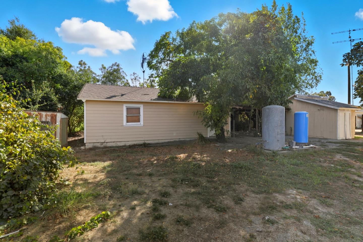 Detail Gallery Image 36 of 70 For 790 Shore Rd, Hollister,  CA 95023 - 3 Beds | 2 Baths