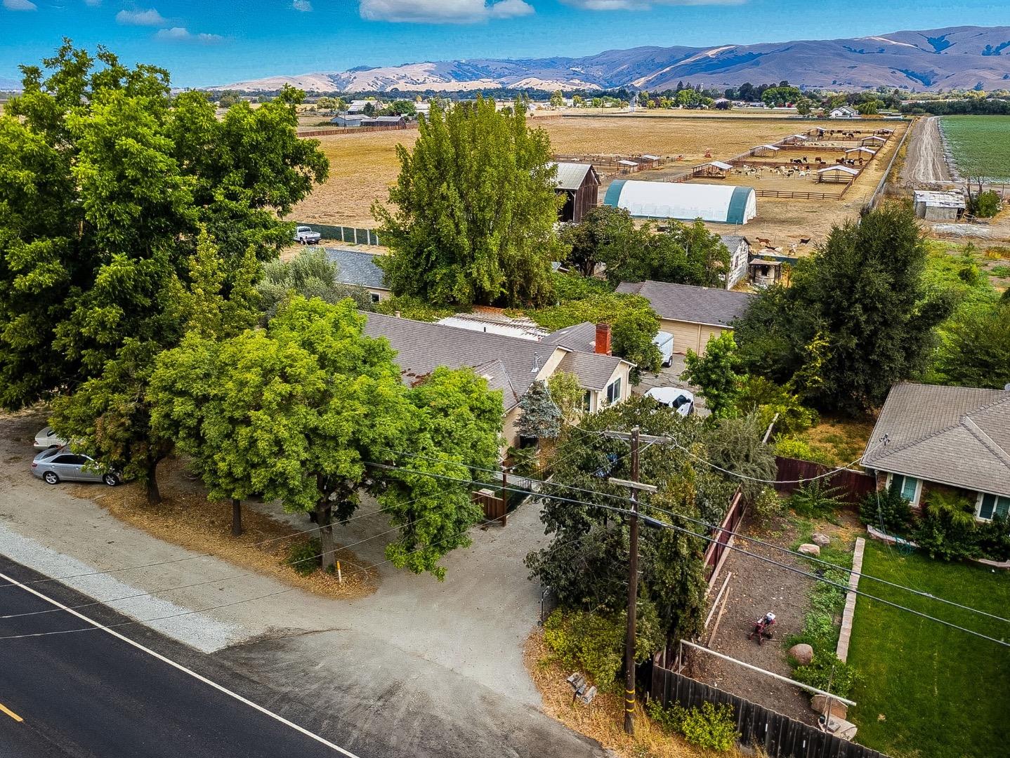 Detail Gallery Image 42 of 70 For 790 Shore Rd, Hollister,  CA 95023 - 3 Beds | 2 Baths