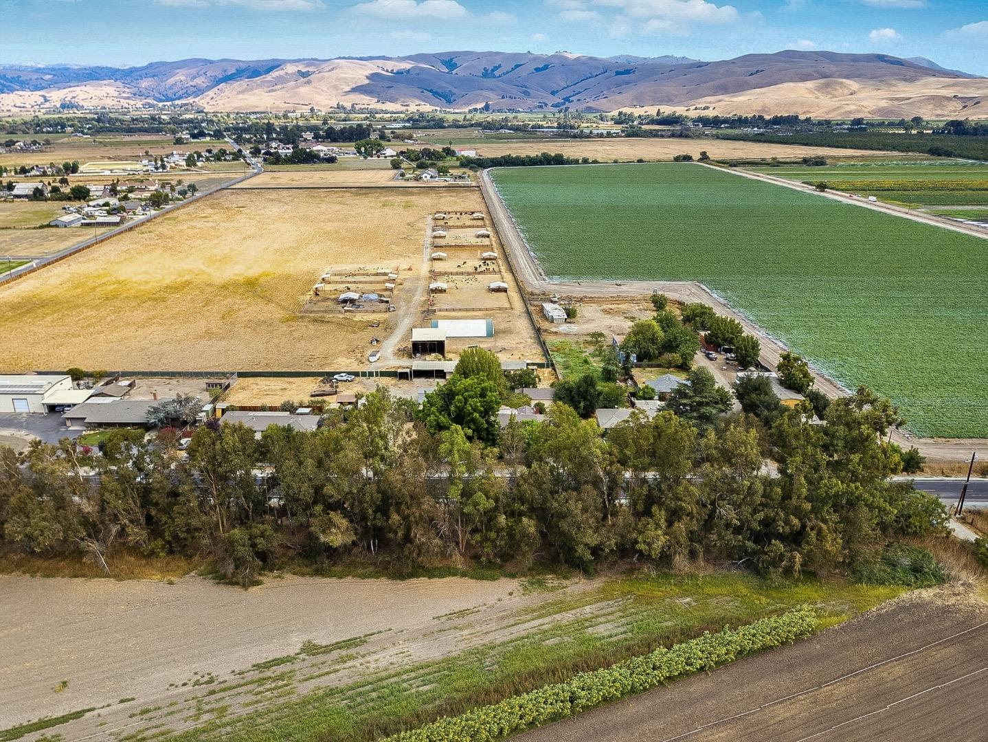 Detail Gallery Image 46 of 70 For 790 Shore Rd, Hollister,  CA 95023 - 3 Beds | 2 Baths