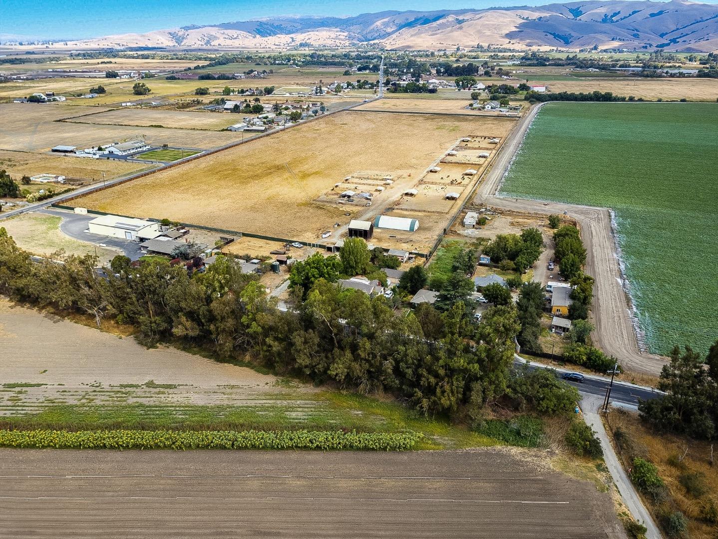 Detail Gallery Image 47 of 70 For 790 Shore Rd, Hollister,  CA 95023 - 3 Beds | 2 Baths