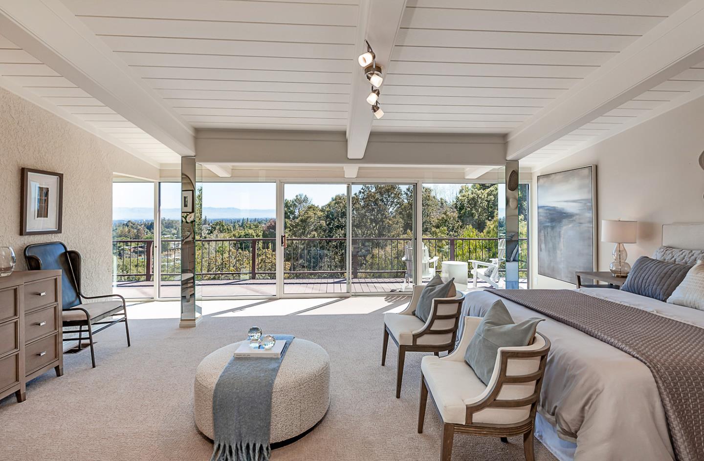 Detail Gallery Image 17 of 41 For 12668 La Cresta Ct, Los Altos Hills,  CA 94022 - 4 Beds | 3/1 Baths