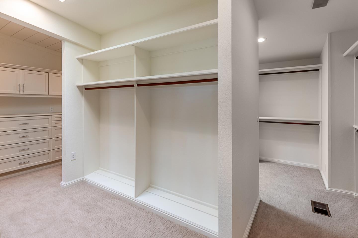 Detail Gallery Image 23 of 41 For 12668 La Cresta Ct, Los Altos Hills,  CA 94022 - 4 Beds | 3/1 Baths