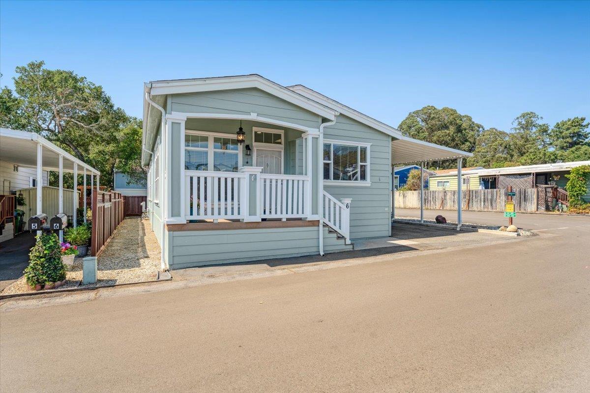 Detail Gallery Image 5 of 55 For 100 N Rodeo Gulch Rd #6,  Soquel,  CA 95073 - 3 Beds | 2 Baths