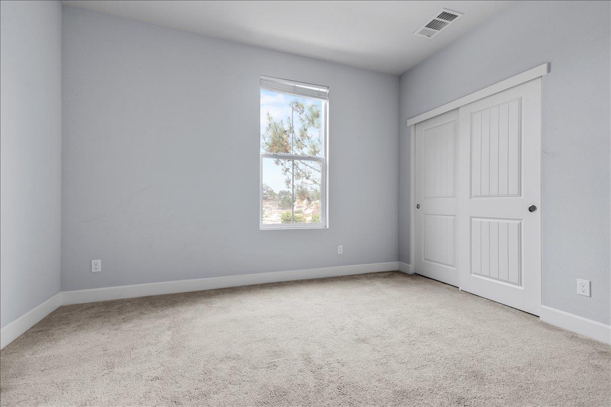 Detail Gallery Image 14 of 32 For 2943 Abrams Dr, Marina,  CA 93933 - 3 Beds | 2/1 Baths