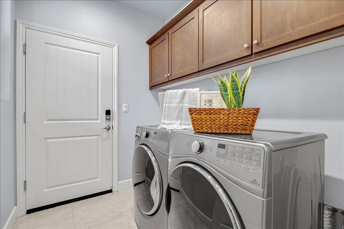 Detail Gallery Image 20 of 32 For 2943 Abrams Dr, Marina,  CA 93933 - 3 Beds | 2/1 Baths