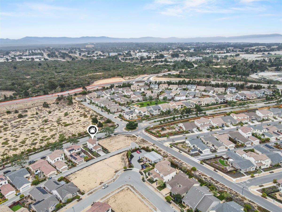 Detail Gallery Image 25 of 32 For 2943 Abrams Dr, Marina,  CA 93933 - 3 Beds | 2/1 Baths