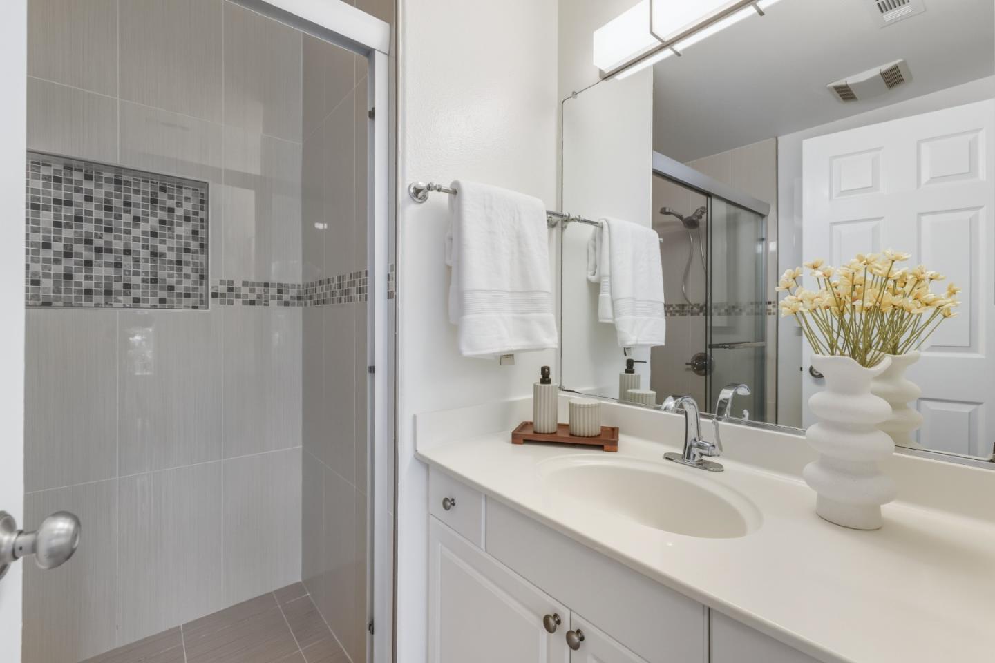 Detail Gallery Image 39 of 59 For 4288 Macedo Pl, Santa Clara,  CA 95054 - 3 Beds | 2/1 Baths