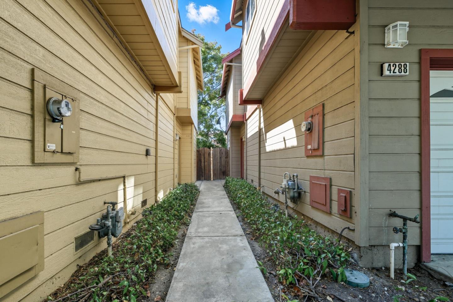 Detail Gallery Image 51 of 59 For 4288 Macedo Pl, Santa Clara,  CA 95054 - 3 Beds | 2/1 Baths